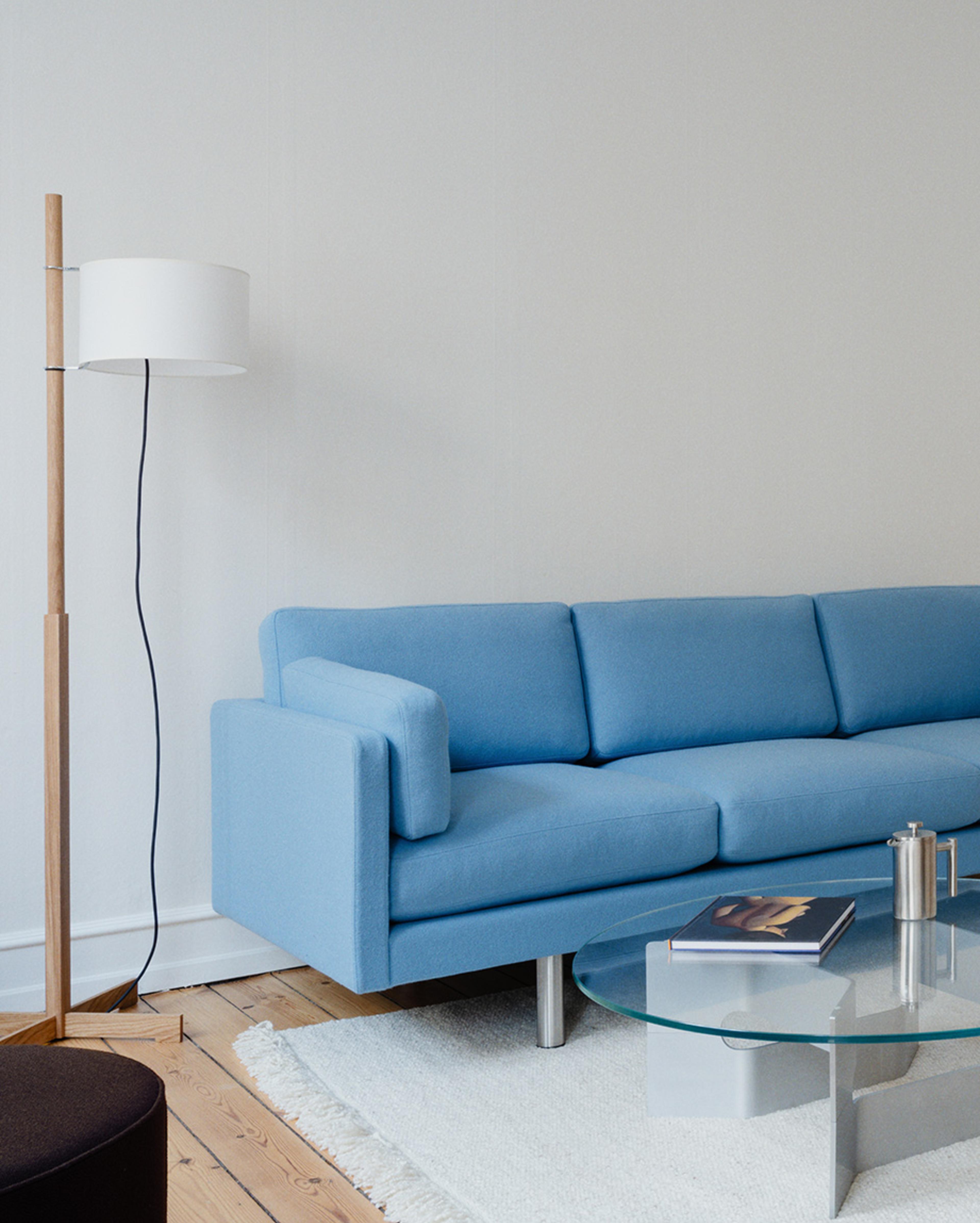 Discover the collection of contemporary sofas by Erik Discover the collection of contemporary sofas by Erik